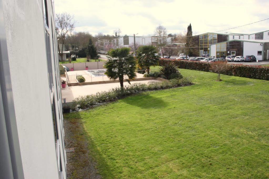 Agape Hotel Bessines Exterior photo