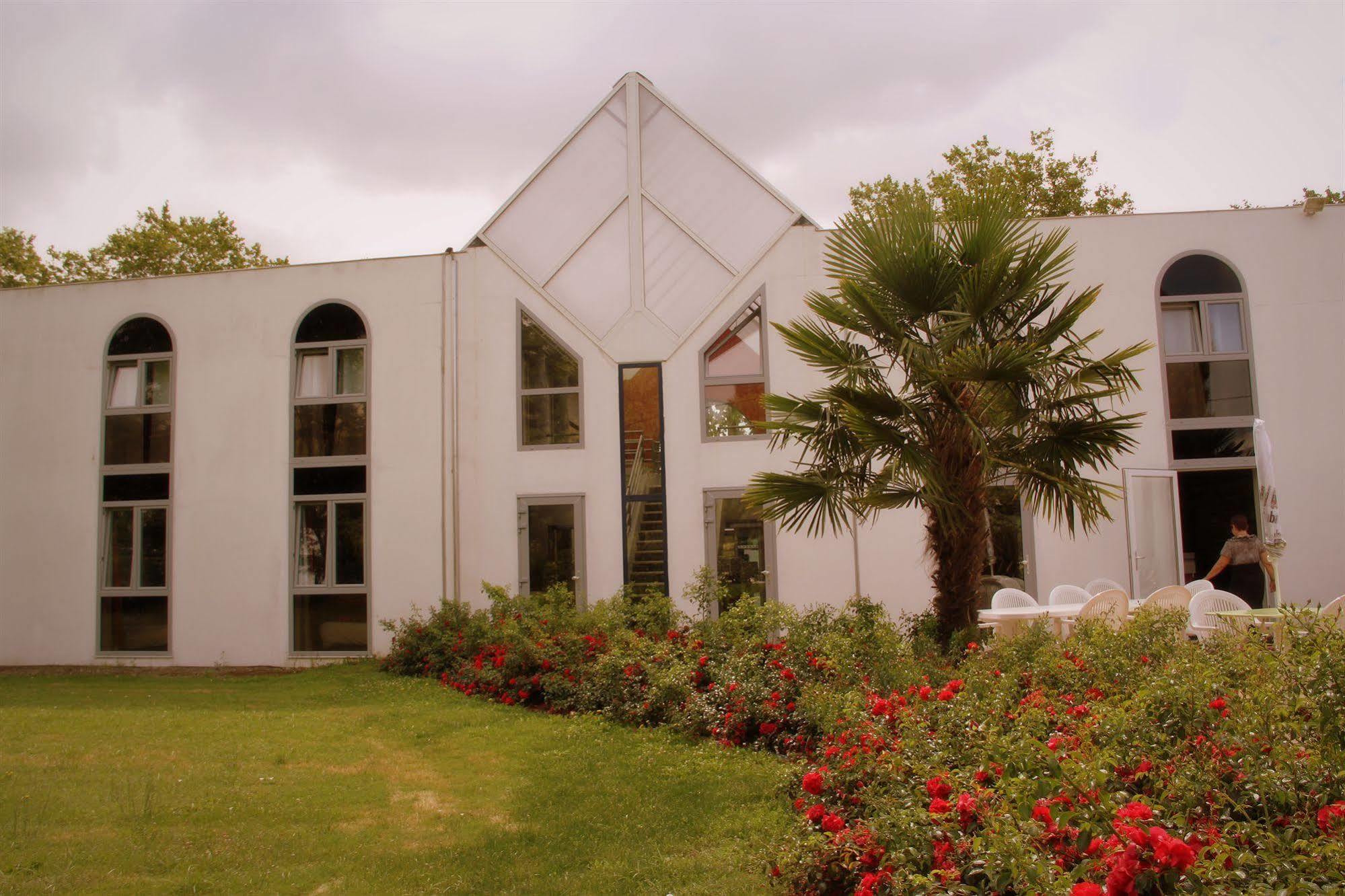Agape Hotel Bessines Exterior photo